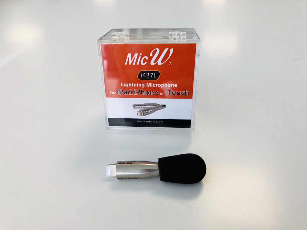 A photograph of the i437L microphone and its packaging.